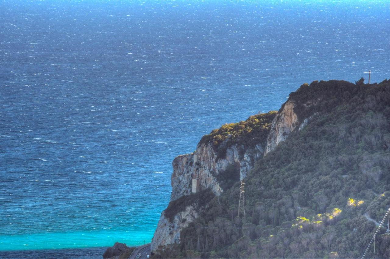 La Locanda Di Cucco Finale Ligure Luaran gambar