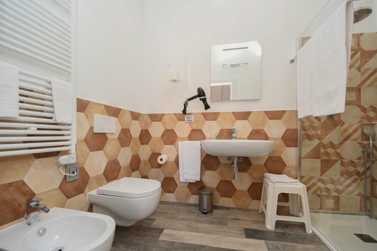 La Locanda Di Cucco Finale Ligure Luaran gambar