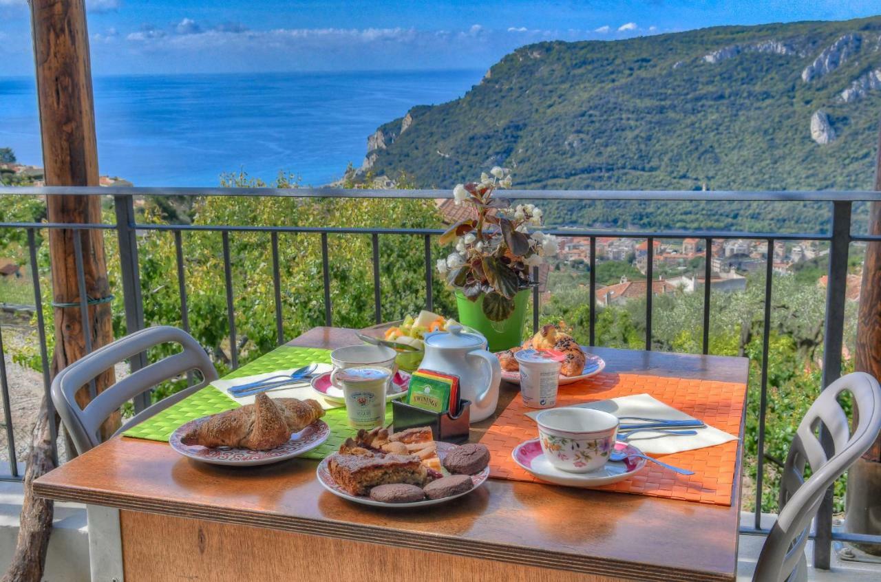 La Locanda Di Cucco Finale Ligure Luaran gambar
