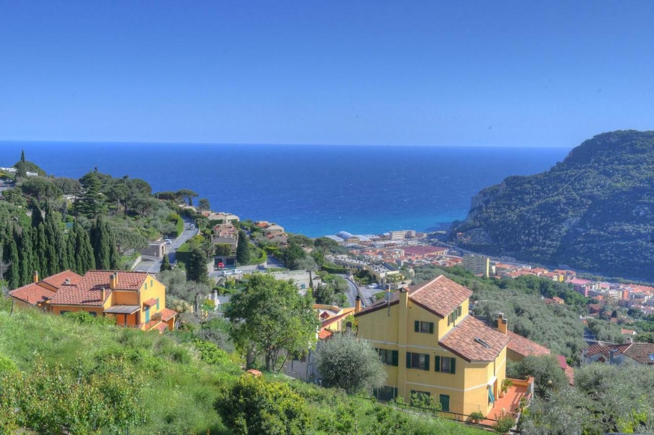 La Locanda Di Cucco Finale Ligure Luaran gambar